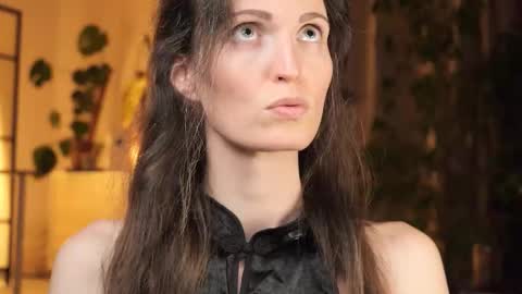 Snapshot of yulladao chatting on 22, 11, 2025 yulla dao online show from 22, 11, 2025