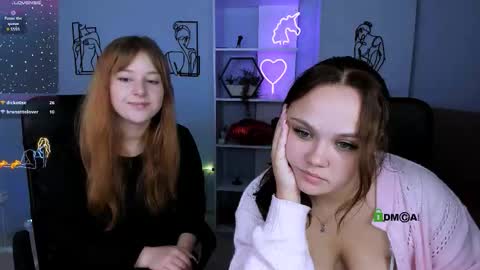 yume_sakura_ online show from 30, 9, 2025