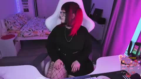 Snapshot of yumi_youkai chatting on 28, 6, 2026 Yumi 3 online show from 28, 6, 2026