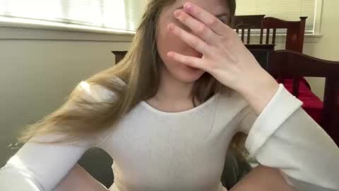 Snapshot of yumiandwolf chatting on 6, 2, 2026 yumiandwolf online show from 6, 2, 2026