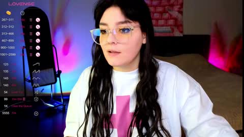 YumemiyaYumi online show from 2, 1, 2025