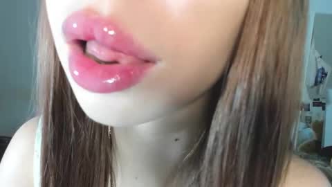 Snapshot of yumm__ chatting on 3, 1, 2025 Im away next stream September 10 at 1400 Moscow time online show from 3, 1, 2025