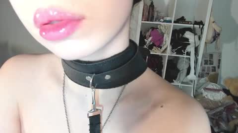 Snapshot of yumm__ chatting on 13, 2, 2025 Im away next stream September 10 at 1400 Moscow time online show from 13, 2, 2025