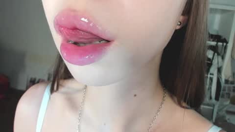 Snapshot of yumm__ chatting on 17, 2, 2025 Im away next stream September 10 at 1400 Moscow time online show from 17, 2, 2025