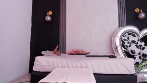 Yummyduo online show from 3, 7, 2026