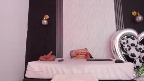 Yummyduo online show from 4, 7, 2026