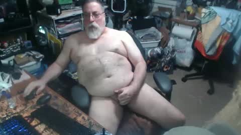 Snapshot of yummyflguy chatting on 27, 5, 2026 yummyflguy online show from 27, 5, 2026