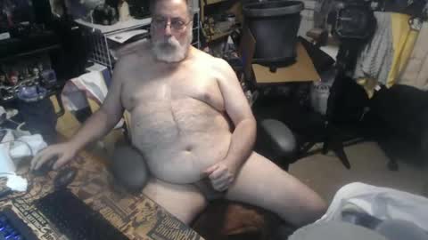 Snapshot of yummyflguy chatting on 15, 6, 2026 yummyflguy online show from 15, 6, 2026