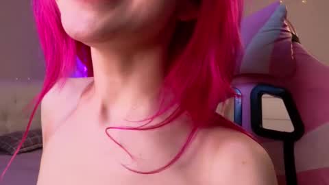 Snapshot of yummylisa chatting on 19, 2, 2025 Lisa online show from 19, 2, 2025