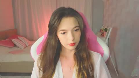 Snapshot of yuna_sunshy chatting on 16, 9, 2025 Yuna online show from 16, 9, 2025