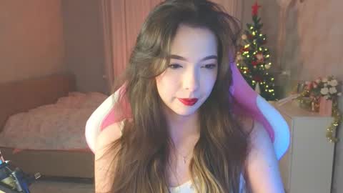 Snapshot of yuna_sunshy chatting on 17, 12, 2025 Yuna online show from 17, 12, 2025