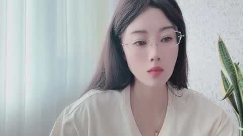 YunEr online show from 17, 9, 2025