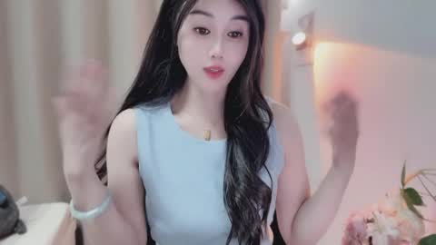 Snapshot of yuner0715 chatting on 8, 5, 2026 YunEr online show from 8, 5, 2026