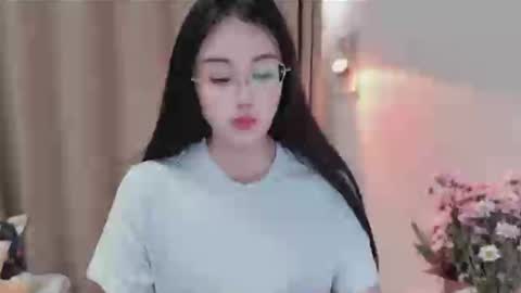 Snapshot of yuner0715 chatting on 12, 6, 2026 YunEr online show from 12, 6, 2026
