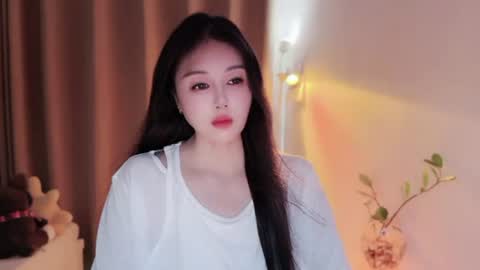 YunEr online show from 21, 7, 2026