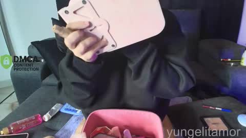 Snapshot of yungelitamor_ chatting on 20, 11, 2025 ELITA online show from 20, 11, 2025