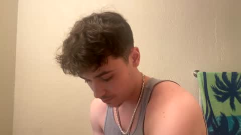 Snapshot of yungstudbev chatting on 29, 12, 2024 yungstudbev online show from 29, 12, 2024