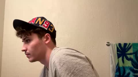 Snapshot of yungstudbev chatting on 8, 1, 2025 yungstudbev online show from 8, 1, 2025