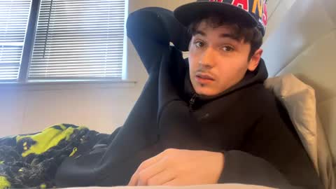 Snapshot of yungstudbev chatting on 28, 1, 2025 yungstudbev online show from 28, 1, 2025