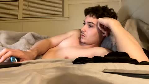 Snapshot of yungstudbev chatting on 28, 2, 2025 yungstudbev online show from 28, 2, 2025