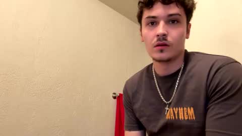 Snapshot of yungstudbev chatting on 14, 10, 2025 yungstudbev online show from 14, 10, 2025