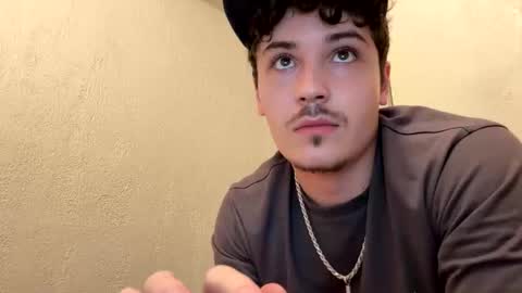 Snapshot of yungstudbev chatting on 14, 10, 2025 yungstudbev online show from 14, 10, 2025