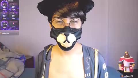 Snapshot of yuniorb chatting on 22, 10, 2025 the puppy boy online show from 22, 10, 2025