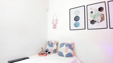 Yunna online show from 24, 9, 2025