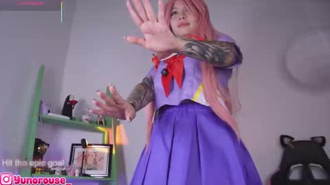 yunorose_ online show from 26, 10, 2025