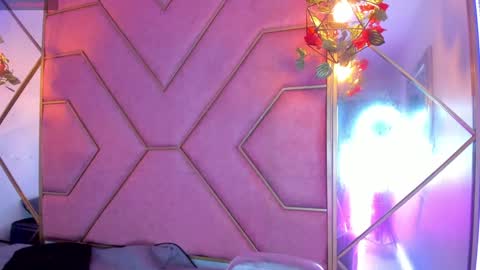 Snapshot of yuri_stars chatting on 3, 2, 2025 Yuri Stars online show from 3, 2, 2025