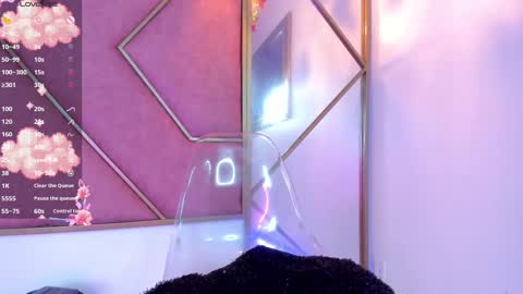 Snapshot of yuri_stars chatting on 10, 3, 2025 Yuri Stars online show from 10, 3, 2025