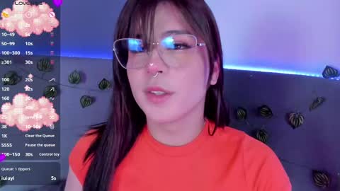 Snapshot of yuri_stars chatting on 12, 3, 2025 Yuri Stars online show from 12, 3, 2025