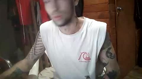 Yuumi online show from 8, 11, 2025