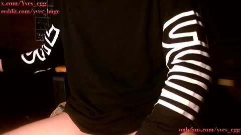 Yves Eggormous Cock online show from 16, 12, 2024