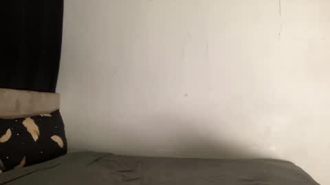 Snapshot of yvonne_guidotti chatting on 12, 12, 2024 Miss Cali online show from 12, 12, 2024