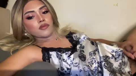 Snapshot of yvonne_guidotti chatting on 19, 1, 2025 Miss Cali online show from 19, 1, 2025