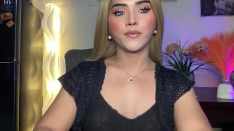 Snapshot of yvonne_guidotti chatting on 26, 1, 2025 Miss Cali online show from 26, 1, 2025