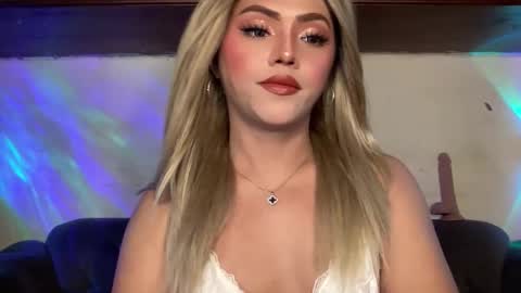 Snapshot of yvonne_guidotti chatting on 26, 10, 2025 Miss Cali online show from 26, 10, 2025