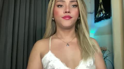 Snapshot of yvonne_guidotti chatting on 14, 1, 2026 Miss Cali online show from 14, 1, 2026