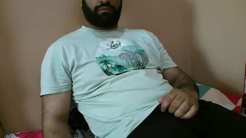 Snapshot of yxxtxxdentyk chatting on 21, 5, 2026 Bi BearXXX online show from 21, 5, 2026