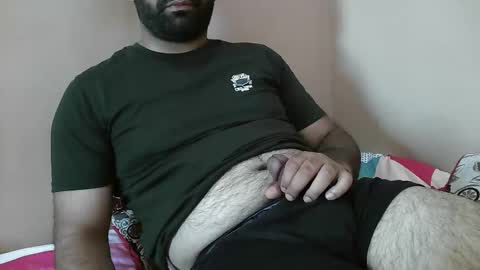 Snapshot of yxxtxxdentyk chatting on 9, 6, 2026 Bi BearXXX online show from 9, 6, 2026