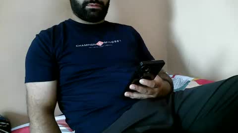 Snapshot of yxxtxxdentyk chatting on 18, 6, 2026 Bi BearXXX online show from 18, 6, 2026
