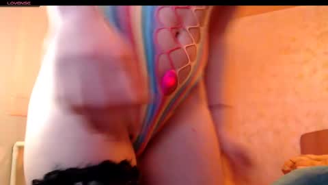 yzza_suave online show from 11, 2, 2025