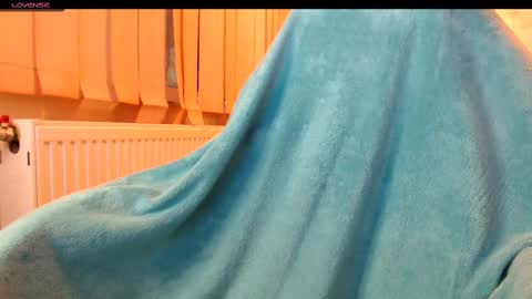 yzza_suave online show from 12, 2, 2025