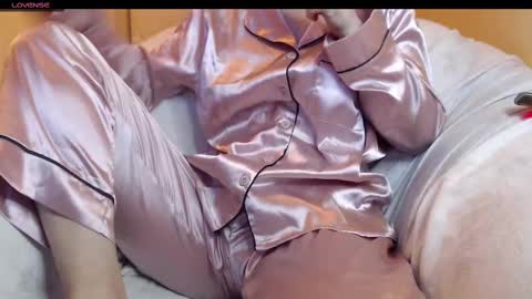 yzza_suave online show from 11, 3, 2025