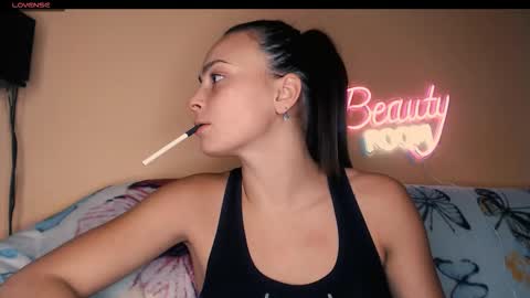 yzza_suave online show from 5, 11, 2025