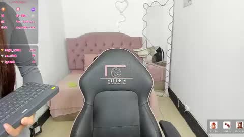 zaafira_tay online show from 28, 7, 2026