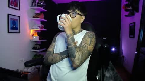 zac_muller1 online show from 16, 12, 2025