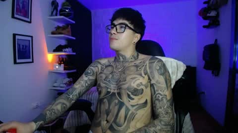 zac_muller1 online show from 26, 4, 2026