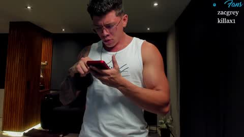 Snapshot of zacandmarcosmg_ chatting on 13, 12, 2024 zacandmarcosmg_ online show from 13, 12, 2024